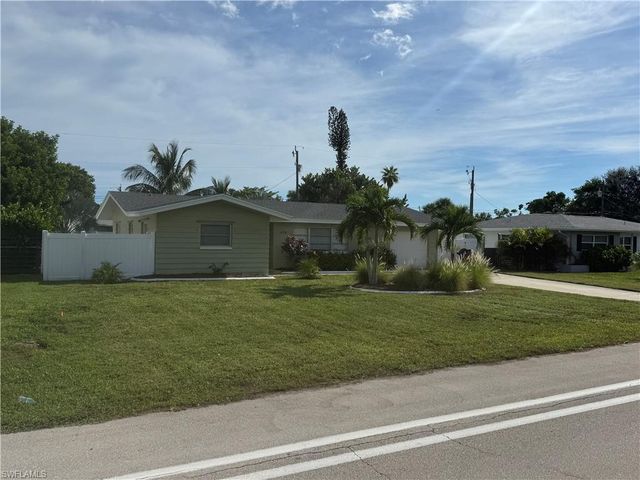 438 El Dorado PKWY E, Cape Coral, FL 33904