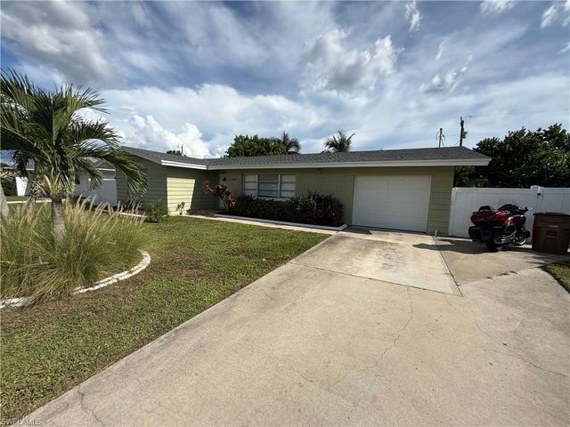 438 El Dorado PKWY E, Cape Coral, FL 33904