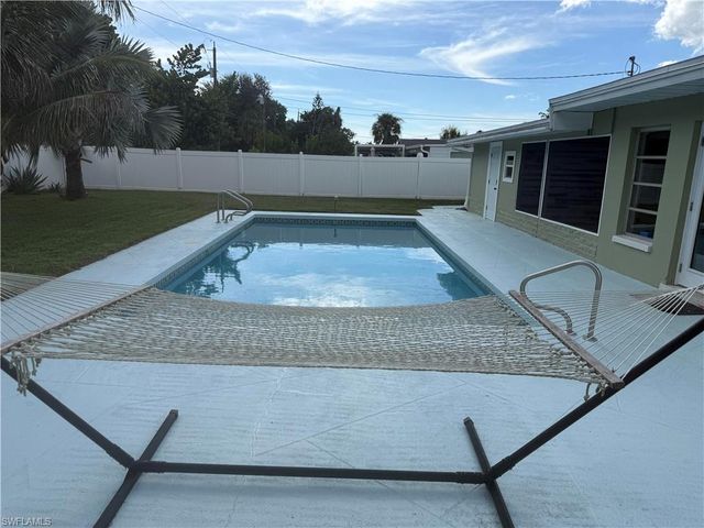 438 El Dorado PKWY E, Cape Coral, FL 33904