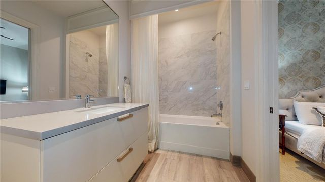 1409 Post Oak Blvd 902, Houston, TX 77056