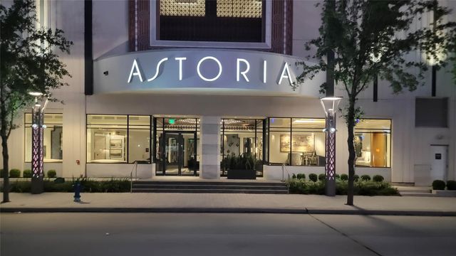 1409 Post Oak Blvd 902, Houston, TX 77056