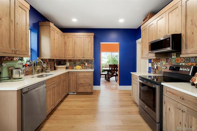 4425 Lowell Boulevard, Denver, CO 80211