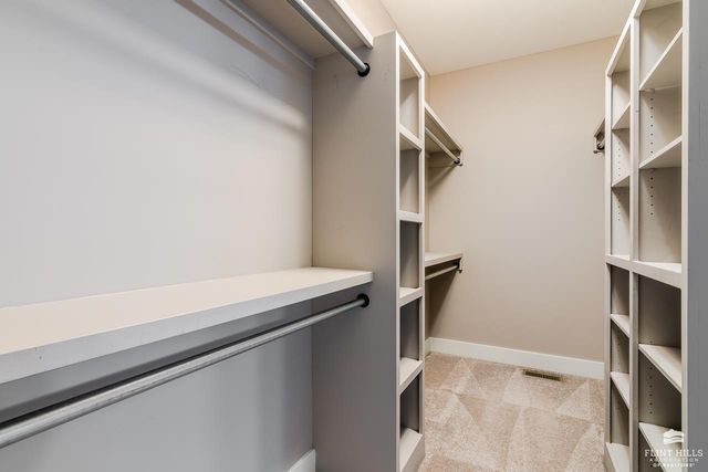 416 Firethorn Ct, Manhattan, KS 66503