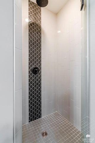 416 Firethorn Ct, Manhattan, KS 66503