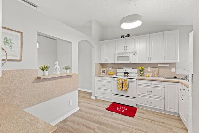 15443 Floral Club Road, Delray Beach, FL 33484