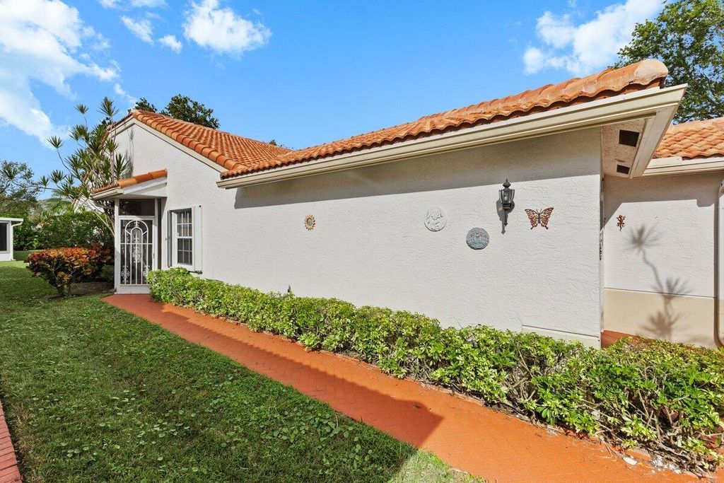 15443 Floral Club Road, Delray Beach, FL 33484