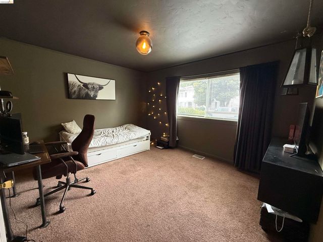 2963 62nd, Oakland, CA 94605