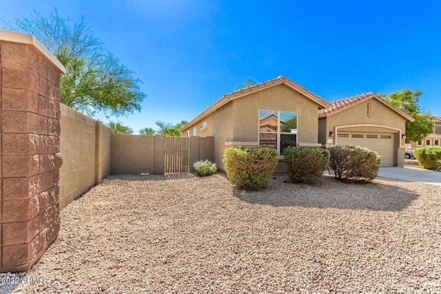15465 W Glenrosa Avenue, Goodyear, AZ 85395