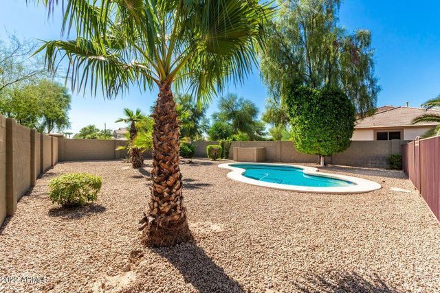 15465 W Glenrosa Avenue, Goodyear, AZ 85395