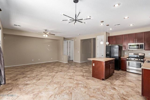 15465 W Glenrosa Avenue, Goodyear, AZ 85395