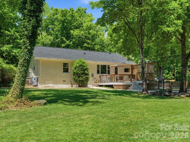 1534 Edgewater Drive, Charlotte, NC 28210