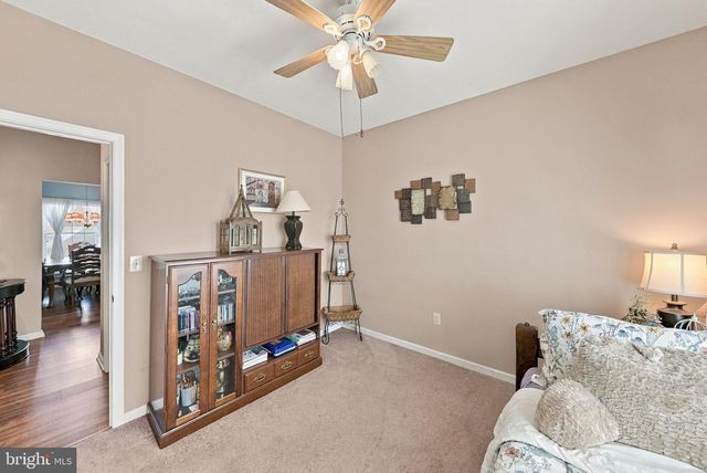 29 LANTERN LN, Columbus, NJ 08022