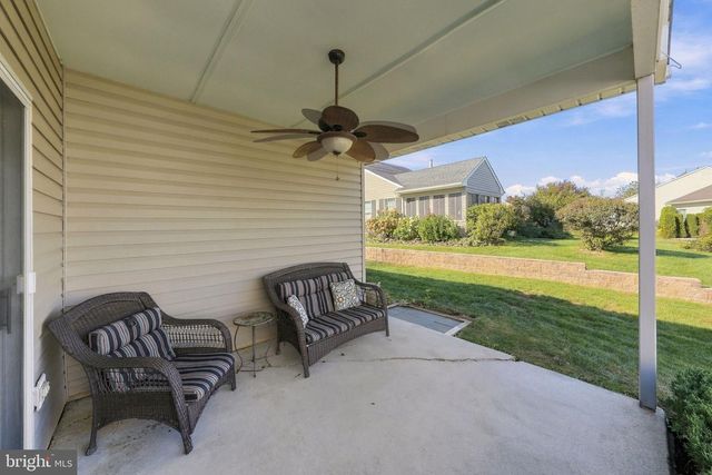 29 LANTERN LN, Columbus, NJ 08022