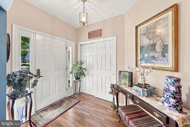 29 LANTERN LN, Columbus, NJ 08022