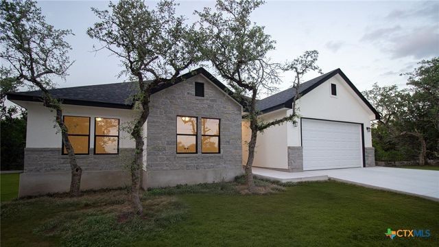 1860 Rocky Ridge Loop, Canyon Lake, TX 78133