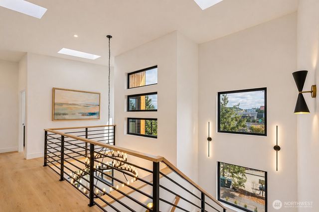 3695 122nd Avenue SE, Bellevue, WA 98006