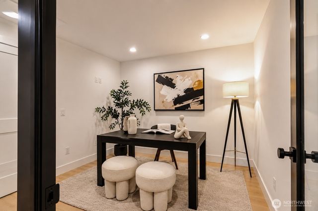3695 122nd Avenue SE, Bellevue, WA 98006