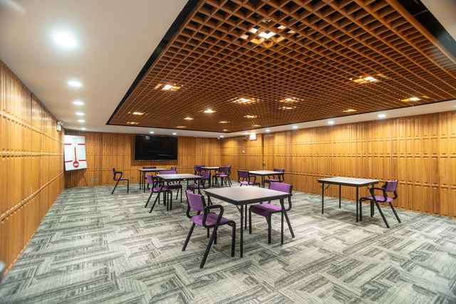 3600 N Lake Shore Drive 523, Chicago, IL 60613