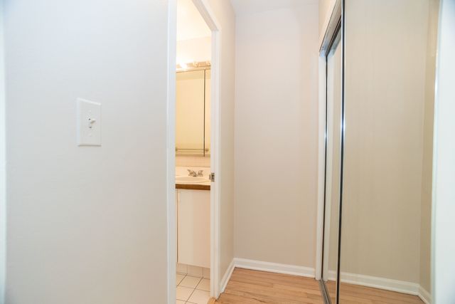 3600 N Lake Shore Drive 523, Chicago, IL 60613