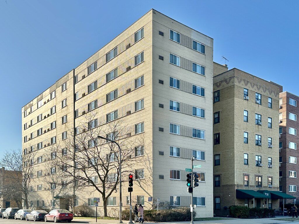 1400 Chicago Avenue 608, Evanston, IL 60201
