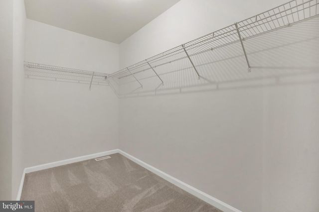 3232 N KING RICHARDS CT N, York, PA 17408