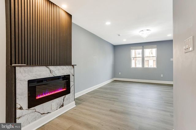 3633 E THOMPSON ST, Philadelphia, PA 19134