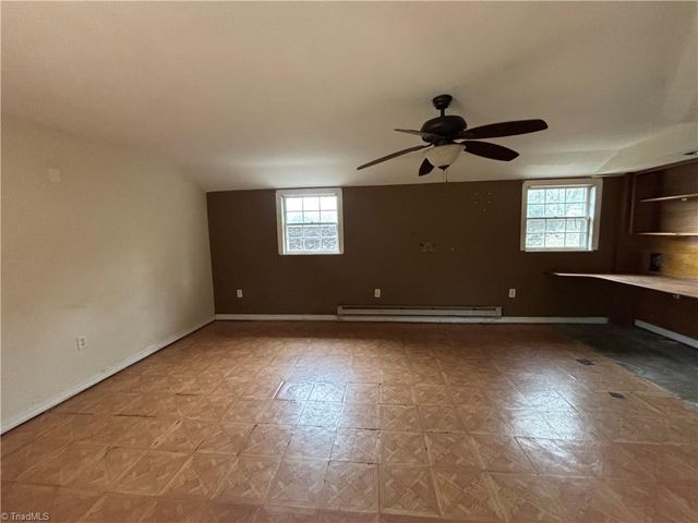 101 Hemlock Court, King, NC 27021