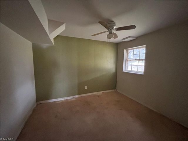 101 Hemlock Court, King, NC 27021