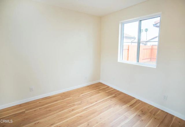 1135 W 2nd Street, Oxnard, CA 93030