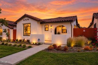1135 W 2nd Street, Oxnard, CA 93030