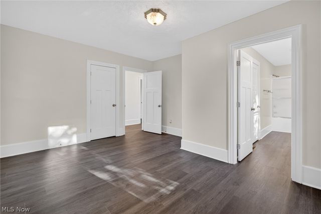 9865 Tallmadge Road, Diamond, OH 44412