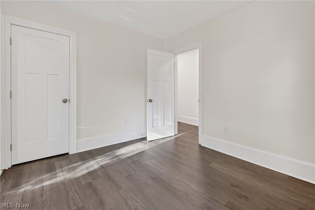 9865 Tallmadge Road, Diamond, OH 44412