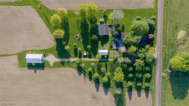 9865 Tallmadge Road, Diamond, OH 44412