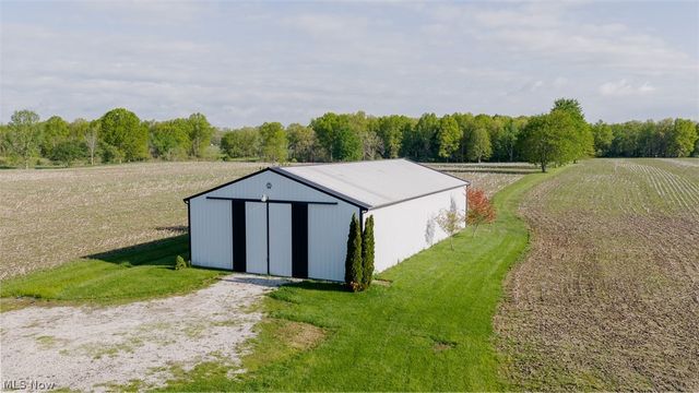 9865 Tallmadge Road, Diamond, OH 44412
