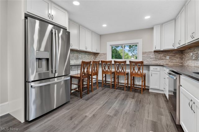 9865 Tallmadge Road, Diamond, OH 44412
