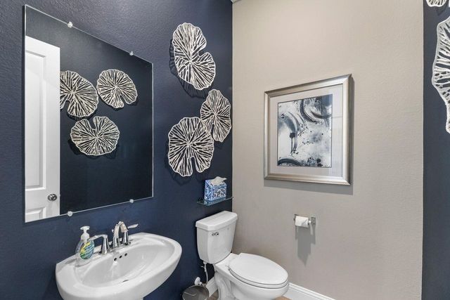 4914 Dickens Landing Drive, League City, TX 77573