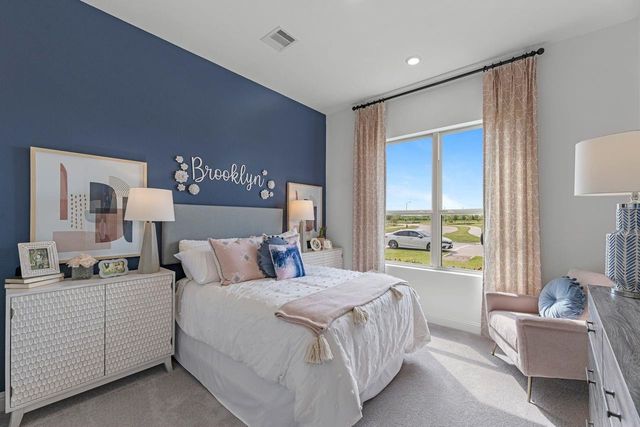 4914 Dickens Landing Drive, League City, TX 77573