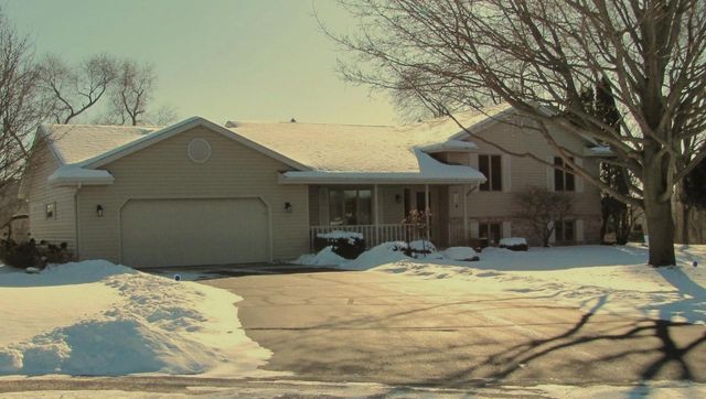 2338 E Pine Tree Court, Milton, WI 53563