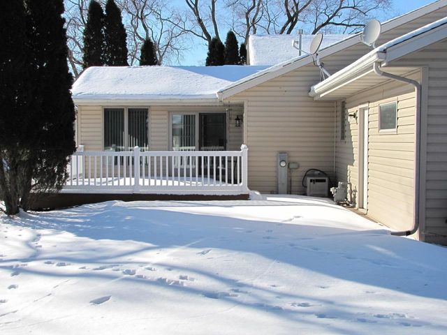 2338 E Pine Tree Court, Milton, WI 53563