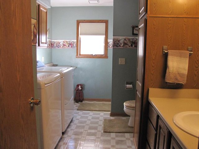 2338 E Pine Tree Court, Milton, WI 53563