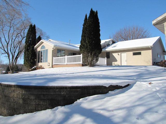 2338 E Pine Tree Court, Milton, WI 53563