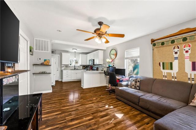 1105 Green Street, Harrisonville, MO 64701