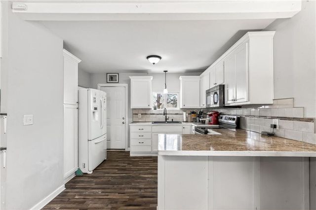 1105 Green Street, Harrisonville, MO 64701