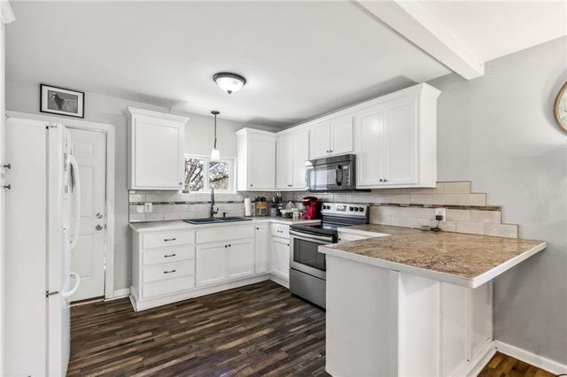 1105 Green Street, Harrisonville, MO 64701