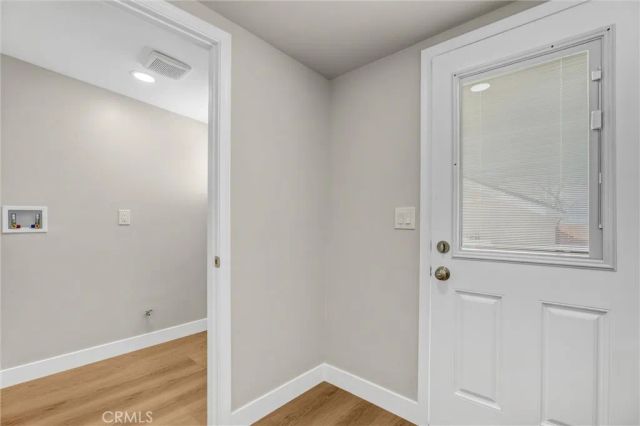 939 White Knoll Drive, Los Angeles, CA 90012