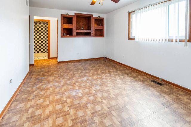 Address unavailable.