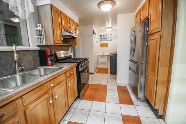 535 WRIGHT Street, Corry, PA 16407