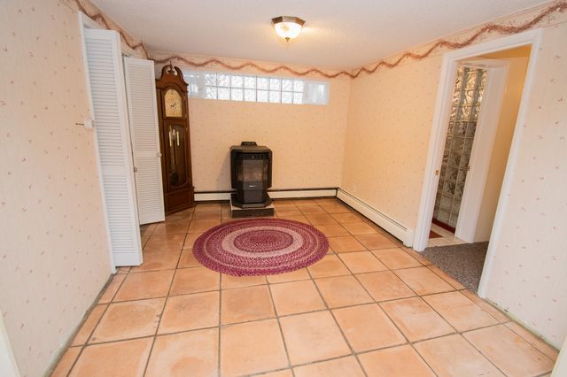 535 WRIGHT Street, Corry, PA 16407