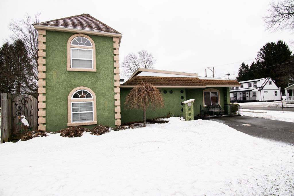 535 WRIGHT Street, Corry, PA 16407