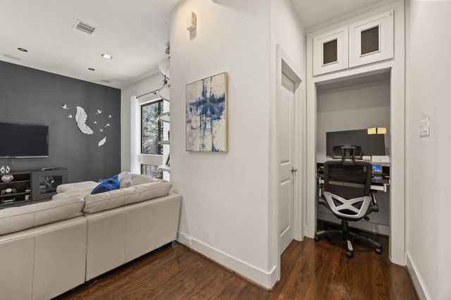 4129 Dickson Street, Houston, TX 77007